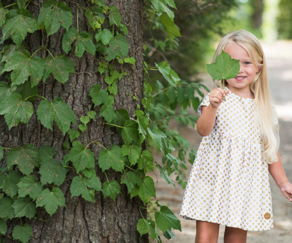 smiling button dress