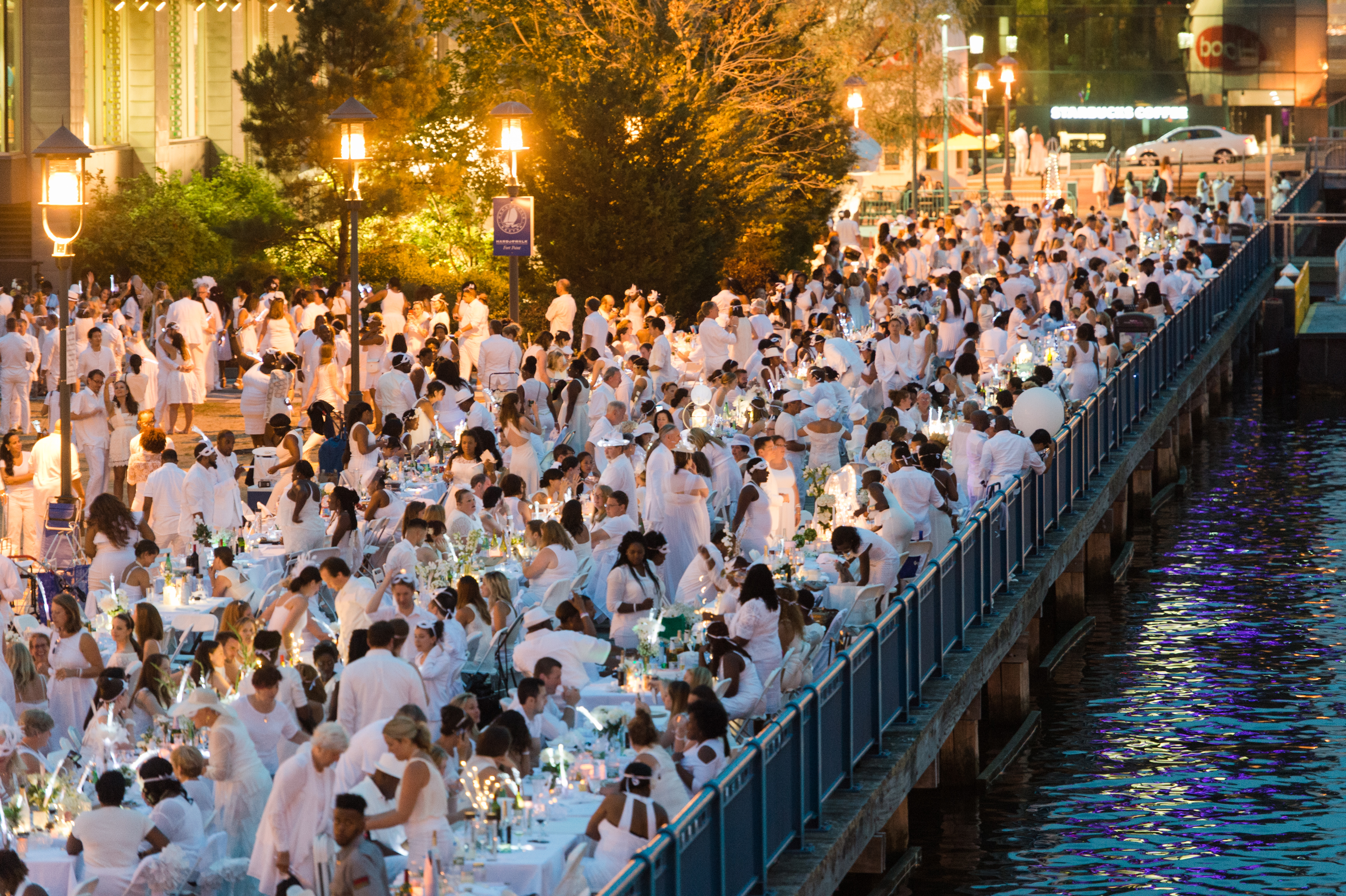 Diner en Blanc Returns to Boston September 9 [09/09/17]