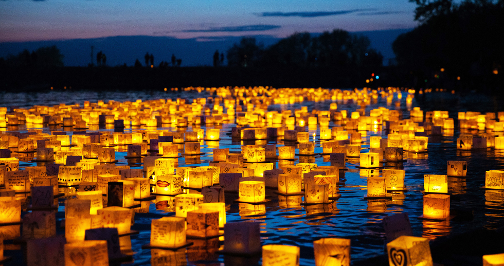 Lantern lighting near me sales