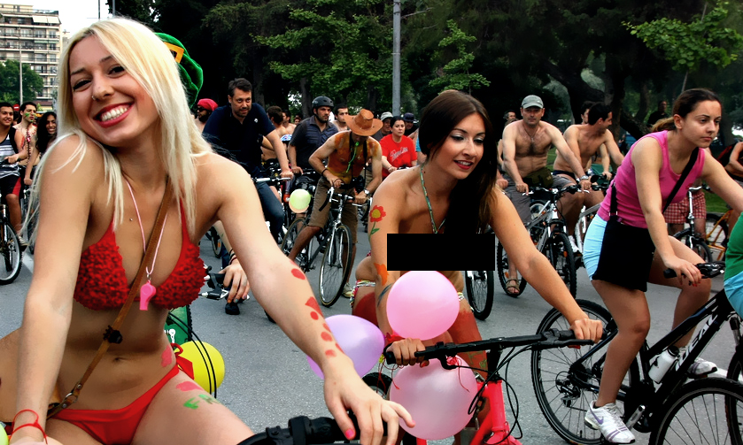 world nakid bike ride woman 2007 17点の74436637のストックフォト - Getty Images