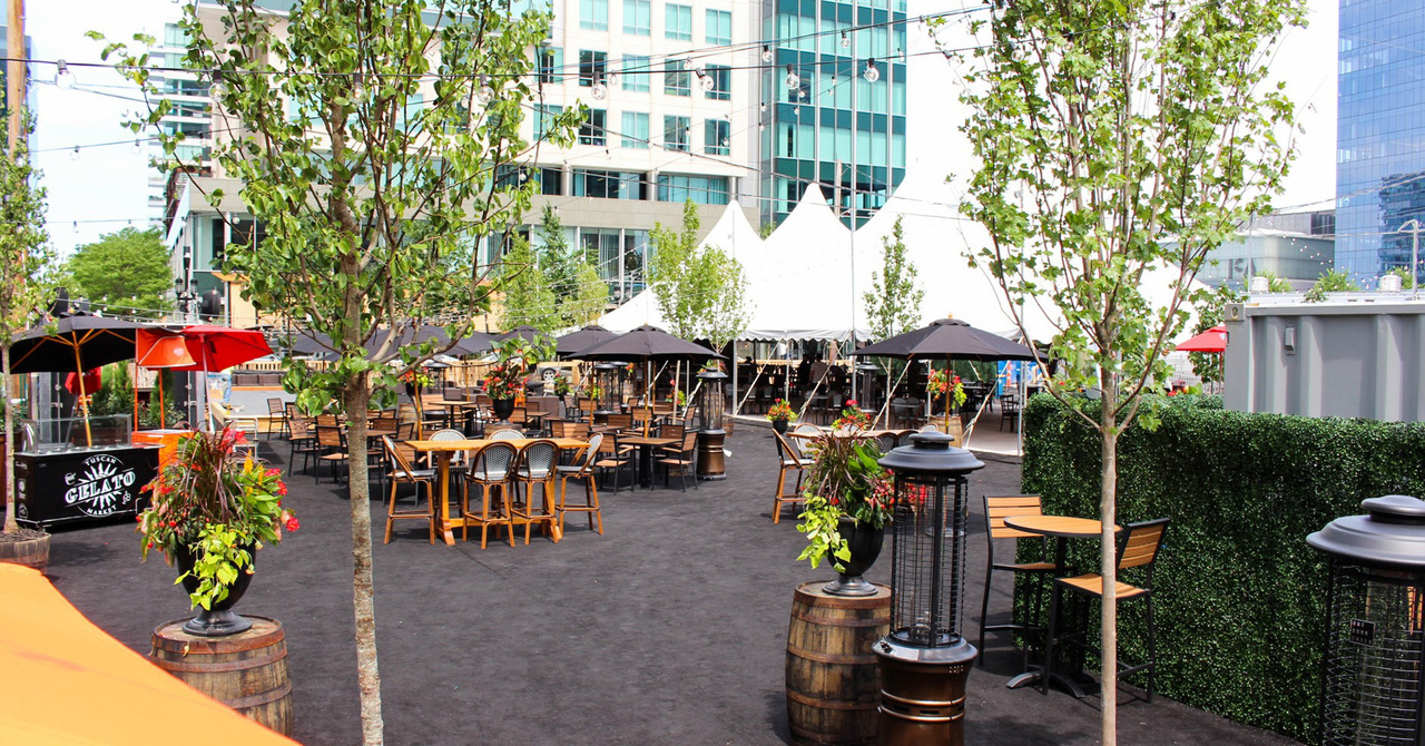 Seaport outdoor on sale dining
