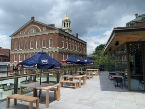 Sam_adams_boston_taproom_rooftop_beer_garden_2021